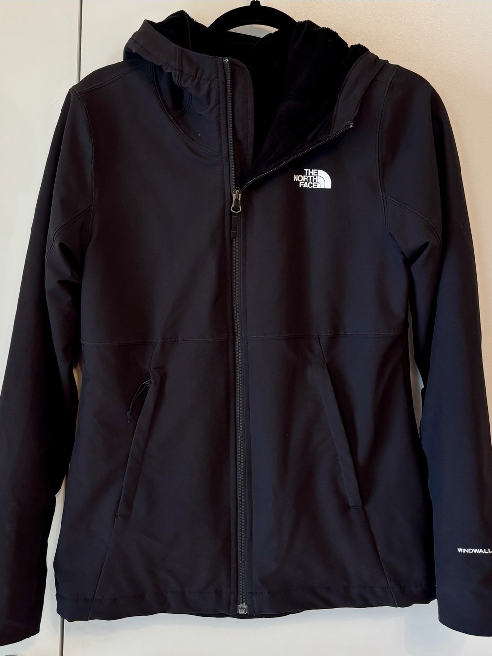 The north face shelbe raschel windbreaker